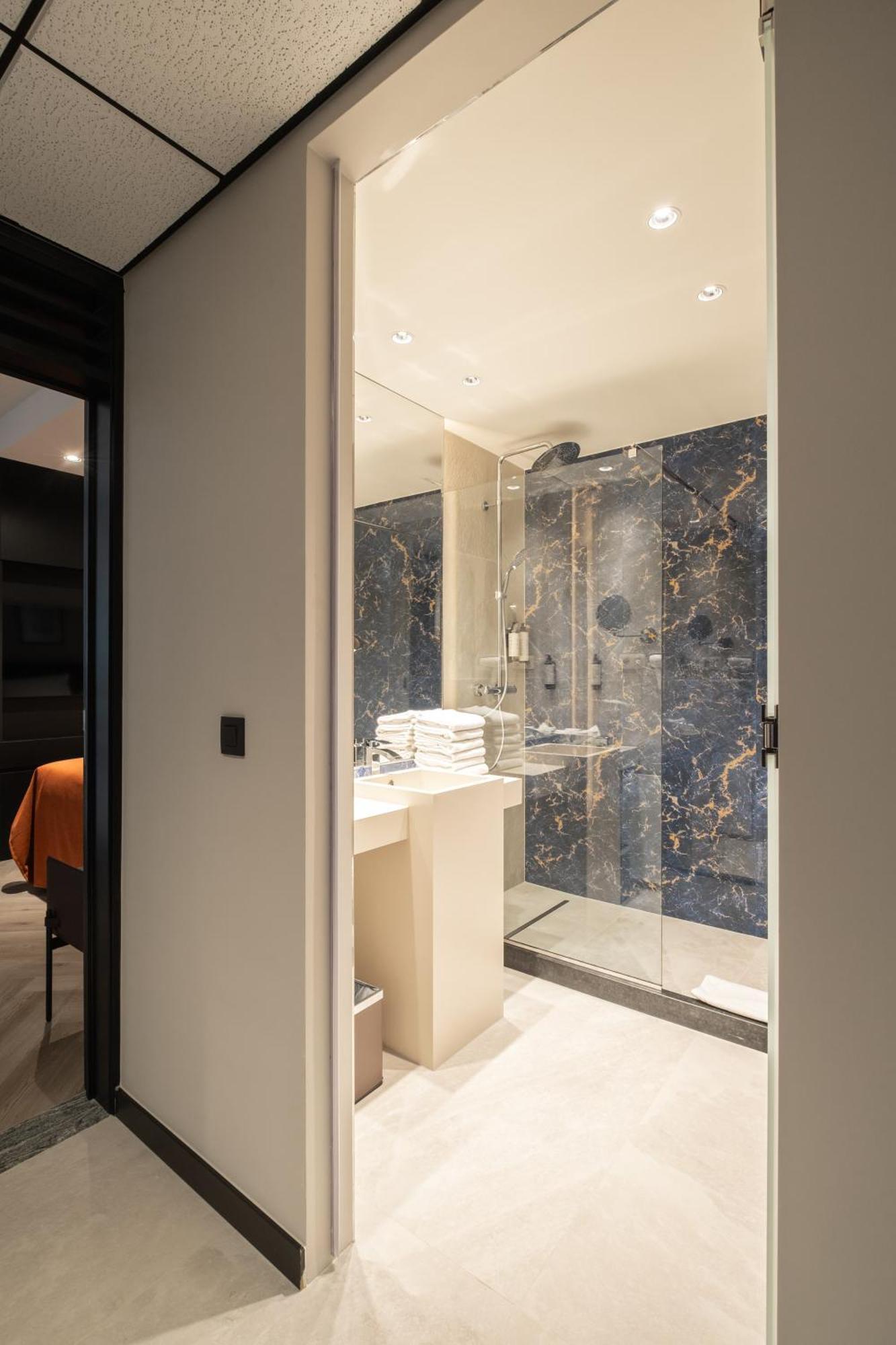 Hyllit Hotel Antwerpen Eksteriør billede